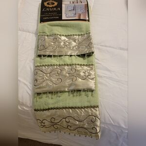 Royal Crown Laura 3 piece Bath Towel set Sage 1 towel 1 hand towel 1 wash rag